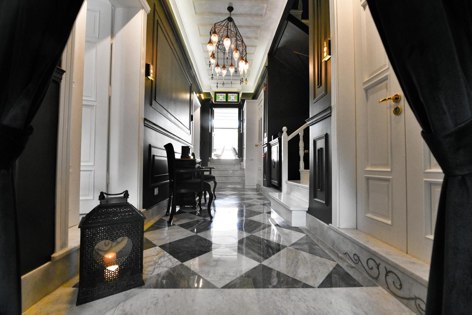 Hotel Siyah Lale Cunda 1841 (Adults Only) Ayvalı Exteriér fotografie