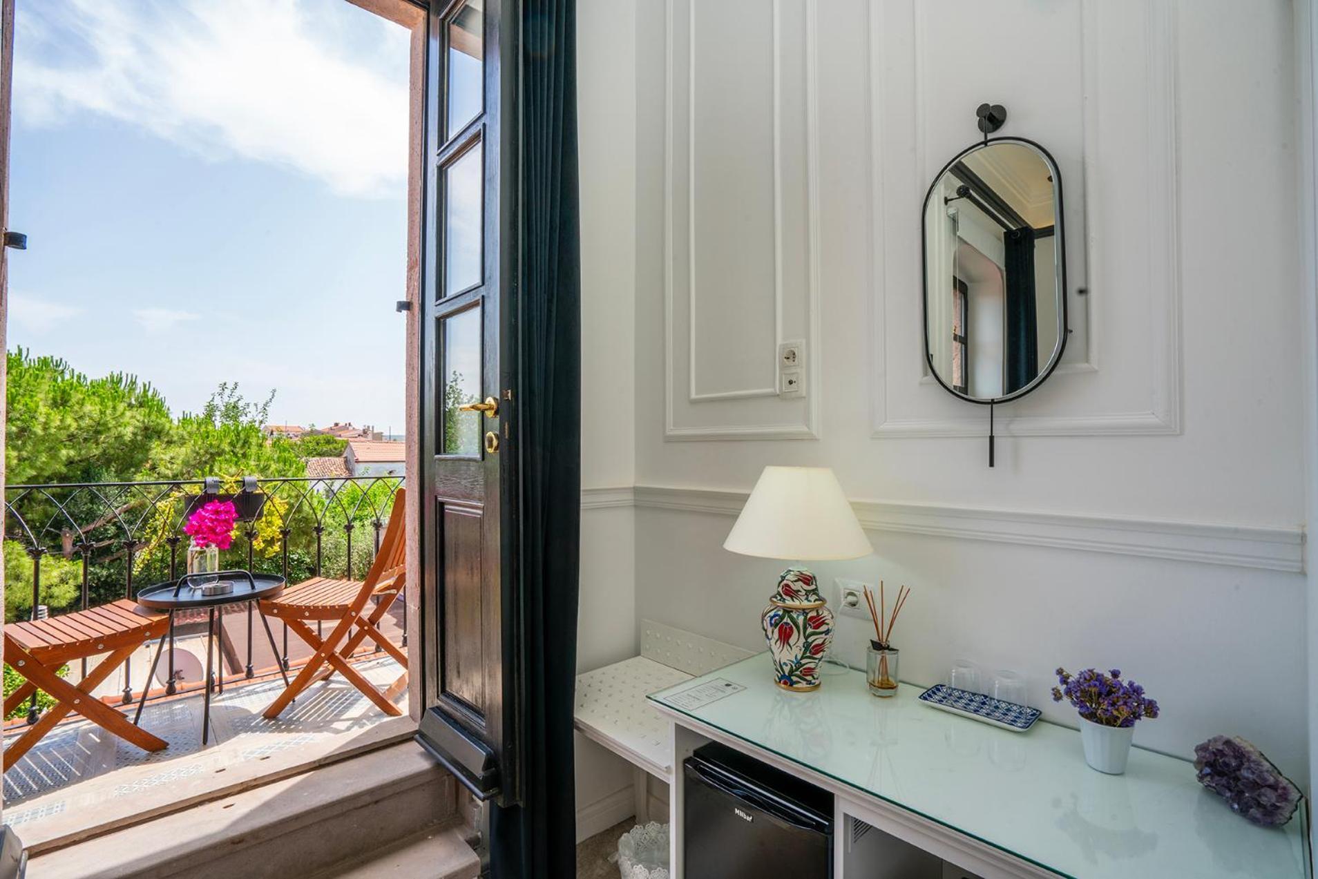 Hotel Siyah Lale Cunda 1841 (Adults Only) Ayvalı Exteriér fotografie